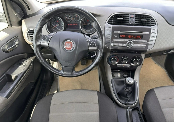 Fiat Bravo cena 15900 przebieg: 223800, rok produkcji 2011 z Wojkowice małe 154